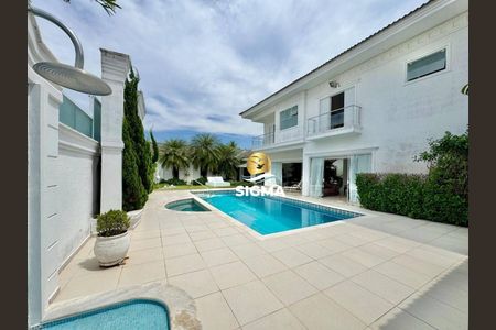 5_photo/94cdffe563.d959579f60d6da4b-ATLAS-3ddb8c08-9109-4ecd-b6e0-ca2a20a542a1.jpg de casa à venda com 6 quartos, 521m² em Jardim Acapulco, Guarujá