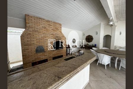 12_photo/94cdffe571.7e37425a14bd24f6-ATLAS-b4d4f671-35ee-478a-a550-a185ef7f4e6c.jpg de casa à venda com 12 quartos, 600m² em Jardim Acapulco, Guarujá