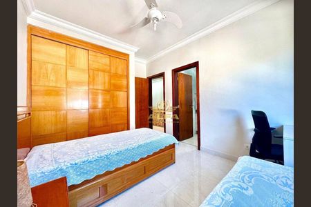 3_photo/94cdffe577.598c66e7e5047e83-ATLAS-30295620-33c8-4a44-b6a4-1a555bb27e63.jpg de casa à venda com 5 quartos, 550m² em Jardim Acapulco, Guarujá
