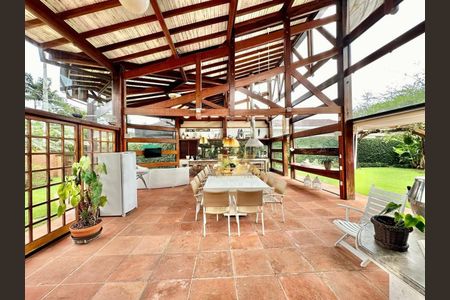 2_photo/94cdffe57b.c3f00cfadba54684-ATLAS-9f3054d8-e32d-4451-a004-cd7b90dca559.jpg de casa à venda com 5 quartos, 450m² em Jardim Acapulco, Guarujá