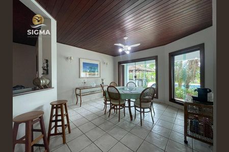 2_photo/94cdffe93d.ec1470ddee37fae0-ATLAS-83f387e5-aad1-44b1-b04a-e16cd1d537c4.jpg de casa de condomínio à venda com 5 quartos, 550m² em Jardim Acapulco, Guarujá