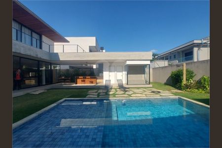 3_photo/94cdffeb7f.9737178816f17cd8-ATLAS-3fb6cb3b-116c-4c8a-9d1f-c40861085b0e.jpg de casa à venda com 5 quartos, 400m² em Jardim Acapulco, Guarujá