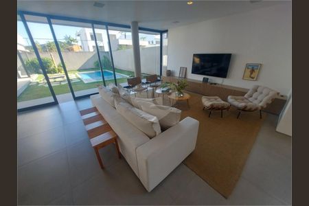 4_photo/94cdffeb7f.9737178816f17cd8-ATLAS-6bac91b7-2897-49ca-bee4-aaf529e2ec40.jpg de casa à venda com 5 quartos, 400m² em Jardim Acapulco, Guarujá