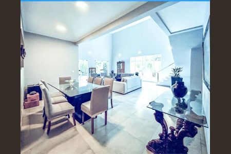 13_photo/94cdffebe9.94f797356aedc676-ATLAS-ff574723-29f4-41f2-8527-b352b2e87d35.jpg de casa de condomínio para alugar com 5 quartos, 428m² em Jardim Acapulco, Guarujá