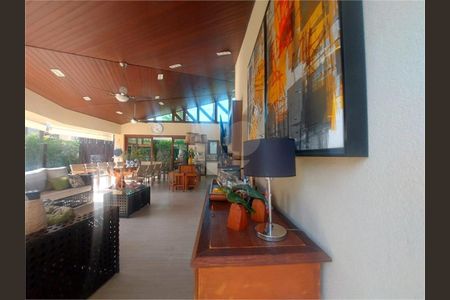 4_photo/94cdffec0f.59abdc00308a7dc6-ATLAS-9210b195-71f7-451c-bdc9-e2f1a404383a.jpg de casa à venda com 4 quartos, 800m² em Jardim Acapulco, Guarujá