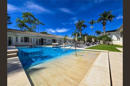 12_photo/94cdffec25.73e849a58202975a-ATLAS-796e5d18-359e-4aa2-8f8a-e6f910069dcc.jpg de casa à venda com 11 quartos, 1200m² em Jardim Acapulco, Guarujá