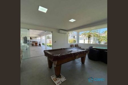 73_photo/94cdffec27.f34b82a44adf642d-ATLAS-d6954387-5fe5-4e42-80bf-2f478a84d938.jpg de casa para alugar com 7 quartos, 626m² em Jardim Acapulco, Guarujá