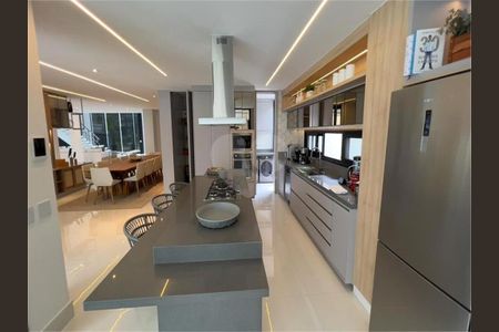 6_photo/94cdffec27.fff6d191bb96d373-ATLAS-fd88baa2-4c8b-4662-b7f0-38ac2e032987.jpg de casa à venda com 7 quartos, 850m² em Jardim Acapulco, Guarujá