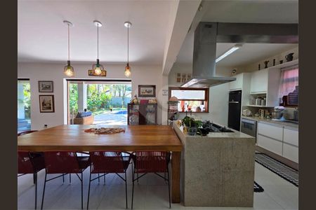 15_photo/94cdffed1f.4bd2615f33144f40-ATLAS-30096bd0-2bc2-46db-a189-8f27e4301f33.jpg de casa de condomínio à venda com 4 quartos, 400m² em Jardim Acapulco, Guarujá