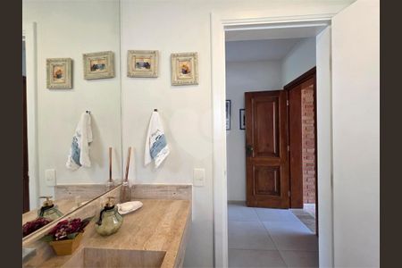 12_photo/94cdffed1f.4bd2615f33144f40-ATLAS-39e63442-e78f-4d61-8faf-77f7cd47f6cd.jpg de casa à venda com 4 quartos, 400m² em Jardim Acapulco, Guarujá