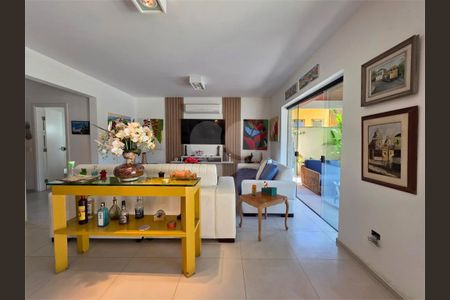 12_photo/94cdffed1f.4bd2615f33144f40-ATLAS-9e1640c7-559f-41fa-953f-6dfcea1eab38.jpg de casa de condomínio à venda com 4 quartos, 400m² em Jardim Acapulco, Guarujá