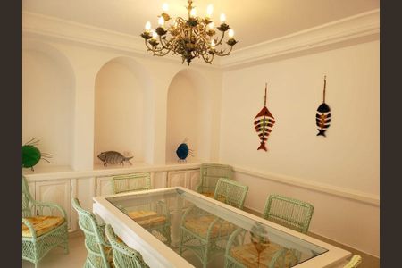 11_photo/94cdffed2f.ceff8192393c33de-ATLAS-c9b46105-7eeb-4b42-a7a9-64116dbab5ad.jpg de casa à venda com 7 quartos, 1350m² em Jardim Acapulco, Guarujá