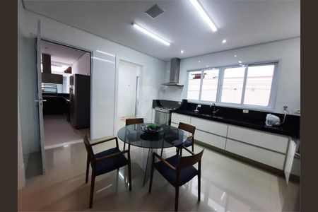 13_photo/94cdffed31.08f922be3a726ba4-ATLAS-6ed4aba8-51ee-4e97-aec0-f772a1ce7df1.jpg de casa à venda com 5 quartos, 480m² em Jardim Acapulco, Guarujá