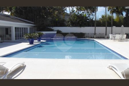 8_photo/94cdffed43.2c1dc62175bb2908-ATLAS-c0b88e39-d9b8-46d7-99cf-dd3d305f9f31.jpg de casa à venda com 7 quartos, 1300m² em Jardim Acapulco, Guarujá