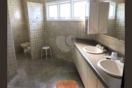 10_photo/94cdffed73.201e42ffab0c16fd-ATLAS-3600b16e-3a45-477d-b4ff-dff8ea60a45e.jpg de casa à venda com 4 quartos, 592m² em Jardim Acapulco, Guarujá