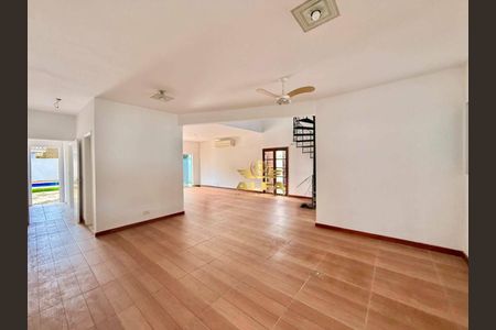 6_photo/94cdffed73.3b6bc584e225c04e-ATLAS-d4cd63a9-55dc-470b-8aa7-eef1d56c8b4d.jpg de casa à venda com 4 quartos, 247m² em Jardim Acapulco, Guarujá