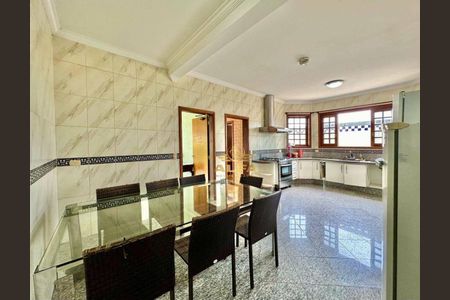 2_photo/94cdffef2f.59b9fa3339c8dcb8-ATLAS-521d630f-dfaa-4371-8b83-48e7094589d3.jpg de casa à venda com 5 quartos, 550m² em Jardim Acapulco, Guarujá