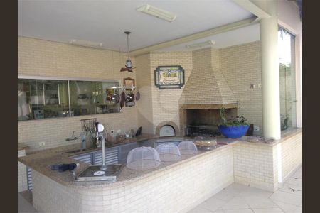 25_photo/94cdffef63.8f3f2a47dd94676f-ATLAS-2d1964e8-006a-4c09-9023-d579f2e6e160.jpg de casa para alugar com 6 quartos, 700m² em Jardim Acapulco, Guarujá