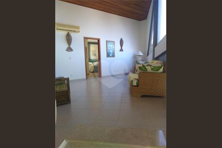 47_photo/94cdffef63.8f3f2a47dd94676f-ATLAS-e009f79a-5862-4a8a-a045-1caf158b32a7.jpg de casa para alugar com 6 quartos, 700m² em Jardim Acapulco, Guarujá