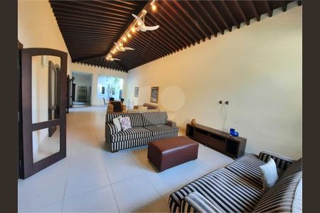 9_photo/94cdffefa1.c54d8ccd00eda198-ATLAS-4bfbf457-77cb-477b-807b-ecc4842d6f9d.jpg de casa para alugar com 8 quartos, 800m² em Jardim Acapulco, Guarujá