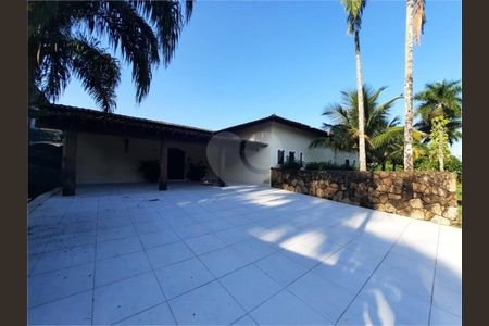 3_photo/94cdffefa1.c54d8ccd00eda198-ATLAS-e786f55f-e283-40f0-96b1-7f412a397e35.jpg de casa para alugar com 8 quartos, 800m² em Jardim Acapulco, Guarujá