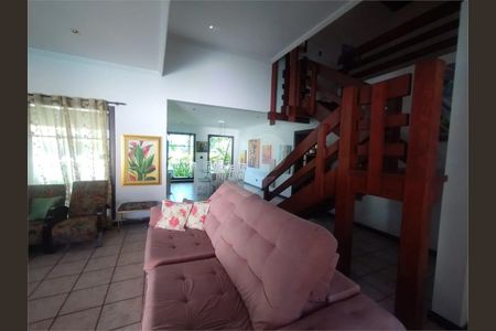 11_photo/94cdffefc1.4fc856360cf0b3d0-ATLAS-655bd9fc-4c60-4769-ae90-198386d23da7.jpg de casa à venda com 4 quartos, 490m² em Jardim Acapulco, Guarujá