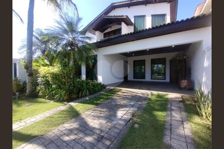 7_photo/94cdffefc1.4fc856360cf0b3d0-ATLAS-eb5fcaea-538a-440a-b425-12ca1e5b0a48.jpg de casa à venda com 4 quartos, 490m² em Jardim Acapulco, Guarujá