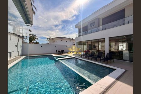 3_photo/94cdffefff.9d747f0b6f2fd000-ATLAS-842e0875-e0b5-4c92-8b61-dcbf453e26b3.jpg de casa à venda com 6 quartos, 430m² em Jardim Acapulco, Guarujá