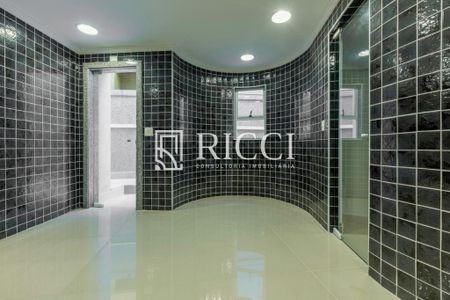 10_photo/94cdfff07f.cc28a039161dd372-ATLAS-3e0dc8a1-1f1b-4e7c-a215-3c8b1e93c1bc.jpg de casa à venda com 7 quartos, 1000m² em Jardim Acapulco, Guarujá