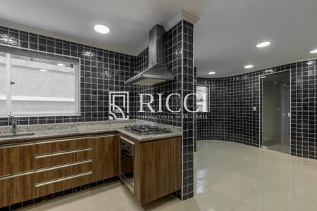 34_photo/94cdfff07f.cc28a039161dd372-ATLAS-de34e44c-fa2b-4337-b4bd-4a23825ea0c3.jpg de casa à venda com 7 quartos, 1000m² em Jardim Acapulco, Guarujá