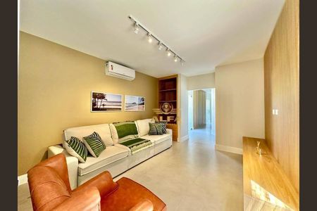 11_photo/94cdfff0d3.2008f600ea595daf-ATLAS-1b211ec3-0990-4200-aebd-6a5dfc560daa.jpg de casa de condomínio à venda com 6 quartos, 450m² em Jardim Acapulco, Guarujá