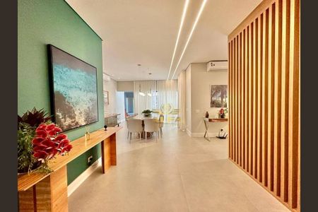 4_photo/94cdfff0d3.2008f600ea595daf-ATLAS-e74ba1dc-3f33-4dcc-bd7f-325307610bf5.jpg de casa de condomínio à venda com 6 quartos, 450m² em Jardim Acapulco, Guarujá