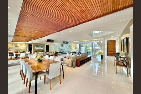 12_photo/94cdfff0d3.2832257cbb3df2c4-ATLAS-3142c7b1-dc8e-4c5d-98c4-e6c6dc1f27ed.jpg de casa de condomínio à venda com 5 quartos, 400m² em Jardim Acapulco, Guarujá