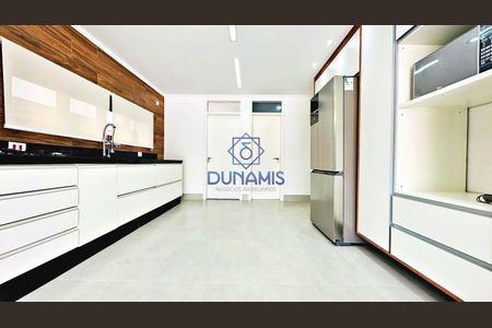 12_photo/94cdfff0d3.3be18b52e244e7c2-ATLAS-eb4e6f1b-37b0-4760-969b-e1e2316e12f0.jpg de casa à venda com 4 quartos, 425m² em Jardim Acapulco, Guarujá