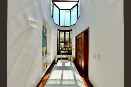 5_photo/94cdfff0d3.49e5f4e107e90c19-ATLAS-24ea318b-fa56-4c87-b63f-e6529d8f2c90.jpg de casa de condomínio à venda com 5 quartos, 700m² em Jardim Acapulco, Guarujá