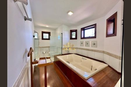 6_photo/94cdfff0d3.49e5f4e107e90c19-ATLAS-31707618-cbc0-4586-9218-3f5073b1172c.jpg de casa de condomínio à venda com 5 quartos, 700m² em Jardim Acapulco, Guarujá