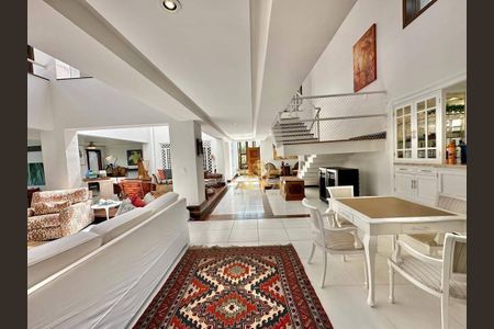 5_photo/94cdfff0d3.49e5f4e107e90c19-ATLAS-54d9f166-2882-4351-98bd-01fc4110f2c4.jpg de casa de condomínio à venda com 5 quartos, 700m² em Jardim Acapulco, Guarujá