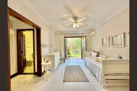 5_photo/94cdfff0d3.49e5f4e107e90c19-ATLAS-9ae7e5af-f123-4878-9fce-4e4132f84725.jpg de casa de condomínio à venda com 5 quartos, 700m² em Jardim Acapulco, Guarujá