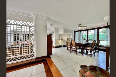 9_photo/94cdfff0d3.49e5f4e107e90c19-ATLAS-cdf35d13-eb68-4a45-beec-bca6d03f389f.jpg de casa de condomínio à venda com 5 quartos, 700m² em Jardim Acapulco, Guarujá