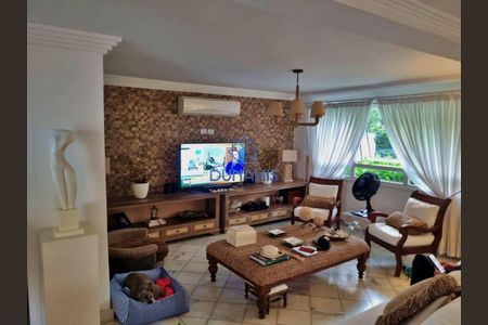 3_photo/94cdfff0d3.4d21696e34f451c0-ATLAS-64e5f30c-ce2e-49e7-a4c9-be63bcb15bfb.jpg de casa à venda com 0 quarto, 480m² em Jardim Acapulco, Guarujá