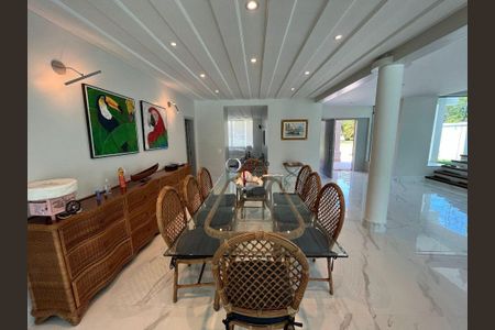 4_photo/94cdfff0d3.5a85c5bdfef41cf9-ATLAS-128789f8-513b-4098-8bf5-c984e6f279f9.jpg de casa de condomínio à venda com 5 quartos, 600m² em Jardim Acapulco, Guarujá