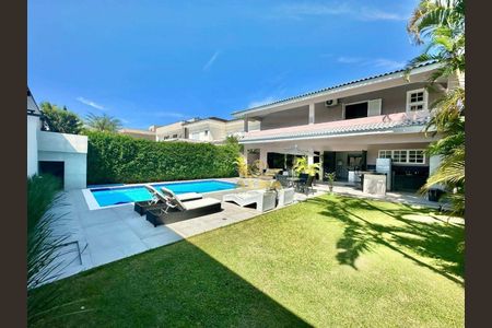 12_photo/94cdfff0d3.6b2453e70642c87c-ATLAS-b1dfecfa-e61d-4aeb-b9a9-fa08a0ab3f03.jpg de casa de condomínio à venda com 5 quartos, 430m² em Jardim Acapulco, Guarujá