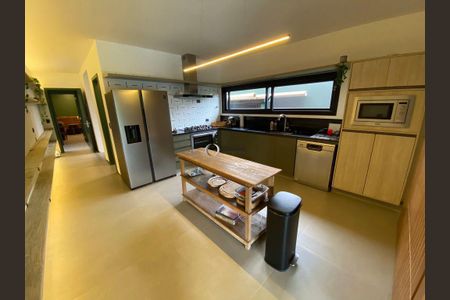 7_photo/94cdfff0d3.70d34e1d457a0501-ATLAS-b1b019f2-be09-4e45-a917-002b827bd4e0.jpg de casa de condomínio à venda com 5 quartos, 600m² em Jardim Acapulco, Guarujá