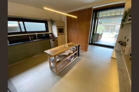 8_photo/94cdfff0d3.70d34e1d457a0501-ATLAS-e69bd17e-8c2a-4d6f-8532-821c4f4d30f1.jpg de casa de condomínio à venda com 5 quartos, 600m² em Jardim Acapulco, Guarujá