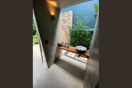 38_photo/94cdfff0d3.70d34e1d457a0501-ATLAS-e88799bd-9acf-4299-bb9a-61a71a30c911.jpg de casa de condomínio à venda com 5 quartos, 600m² em Jardim Acapulco, Guarujá