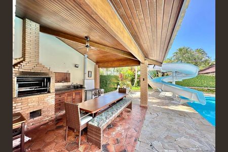 4_photo/94cdfff0d3.74a96c0b2c4b8c29-ATLAS-98c2ee2c-af64-49dd-8bca-9b28af745bc2.jpg de casa à venda com 4 quartos, 370m² em Jardim Acapulco, Guarujá