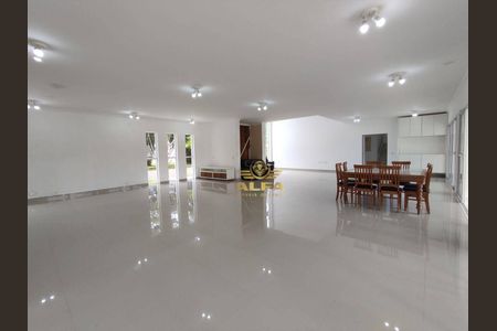 3_photo/94cdfff0d3.7a37549eceeba21f-ATLAS-a6772f8a-d863-46d1-b40a-1dea27e79be5.jpg de casa à venda com 7 quartos, 650m² em Jardim Acapulco, Guarujá