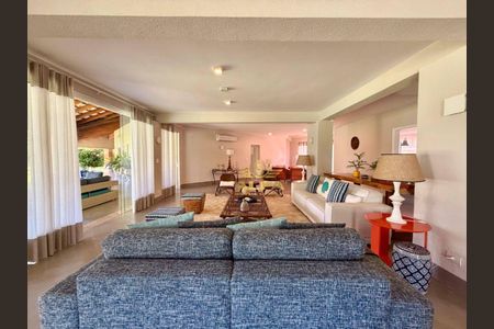 11_photo/94cdfff0d3.94cacd11540bb35e-ATLAS-e137cfb3-bbd7-4ba5-8ee5-3225b2c7a62e.jpg de casa à venda com 4 quartos, 550m² em Jardim Acapulco, Guarujá