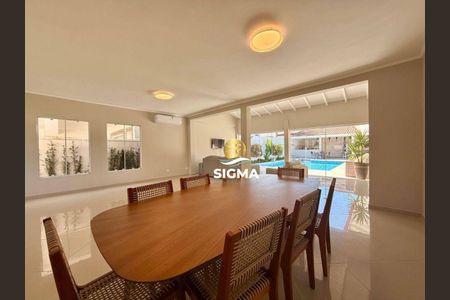 2_photo/94cdfff0d3.9de6362a168616a9-ATLAS-cb8965e1-6cce-4cc4-b40d-dd4e8da5958d.jpg de casa à venda com 4 quartos, 240m² em Jardim Acapulco, Guarujá