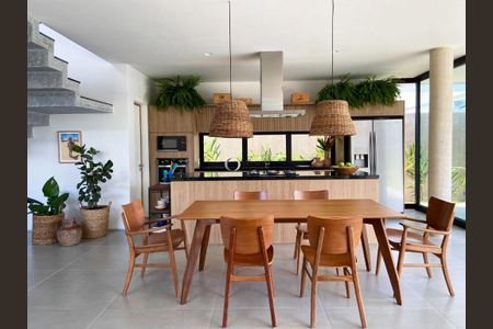 13_photo/94cdfff0d3.aafc750051720c32-ATLAS-3786de8b-88b0-4f7b-bc0d-3797a19a54b4.jpg de casa de condomínio à venda com 5 quartos, 448m² em Jardim Acapulco, Guarujá